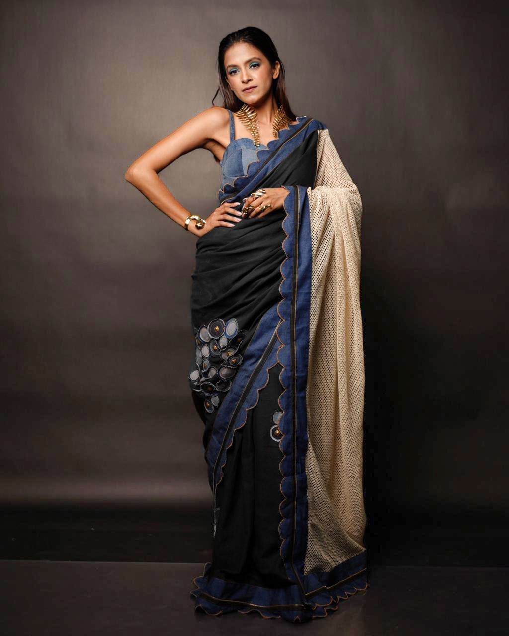 Denim Circles Crochet saree Black